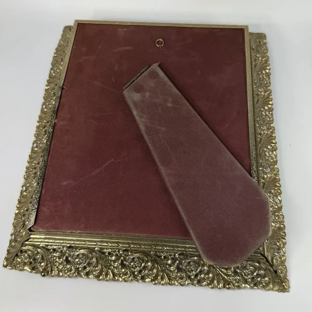 Vintage Gold White Ornate Filigree Metal Photo Frame 8x10